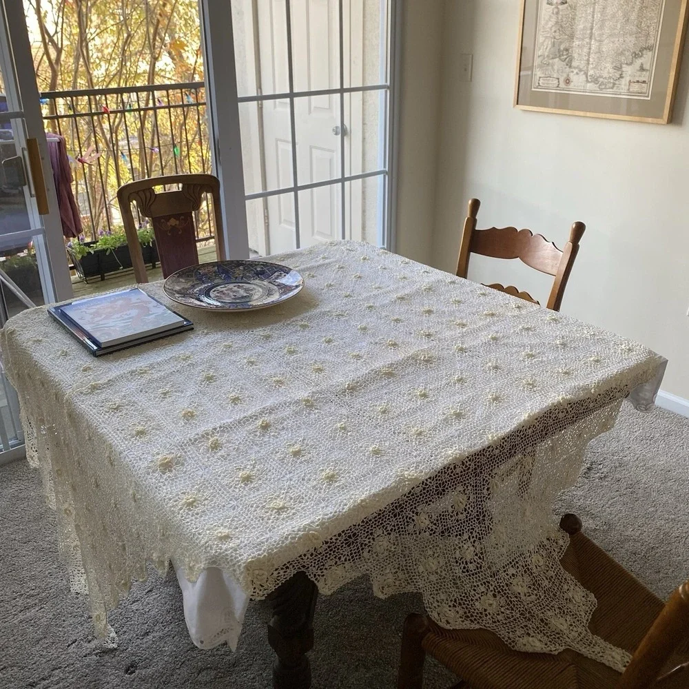 Vintage Crochet Tablecloth Triangular Cream Floral Victorian Shabby Chic